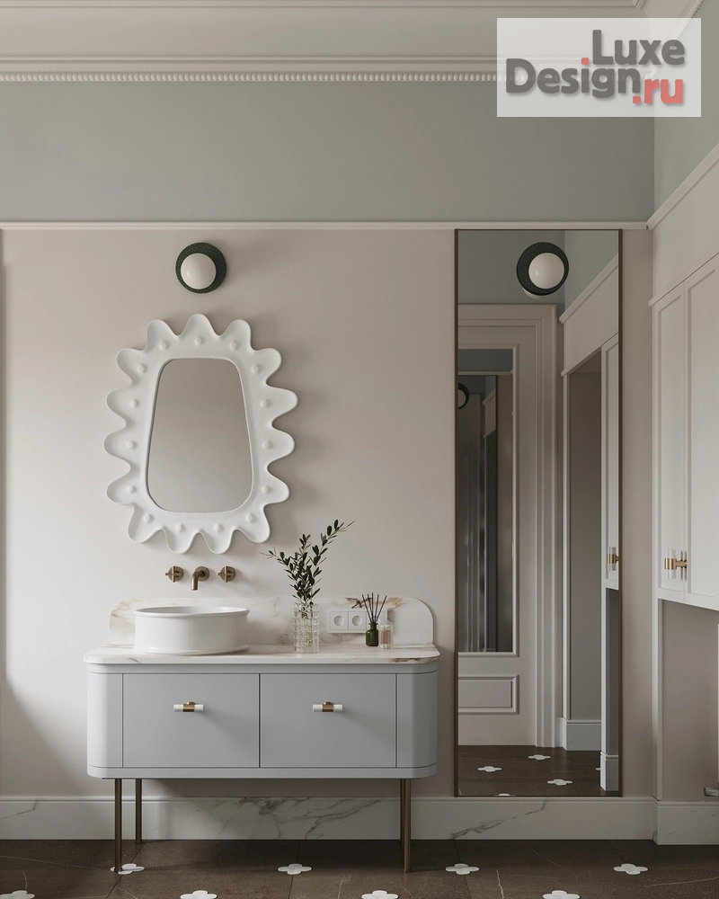 Дизайн интерьера ванной "Ванные комнаты с отделкой из натурального мрамора и винтажными светильниками." (фото 12)