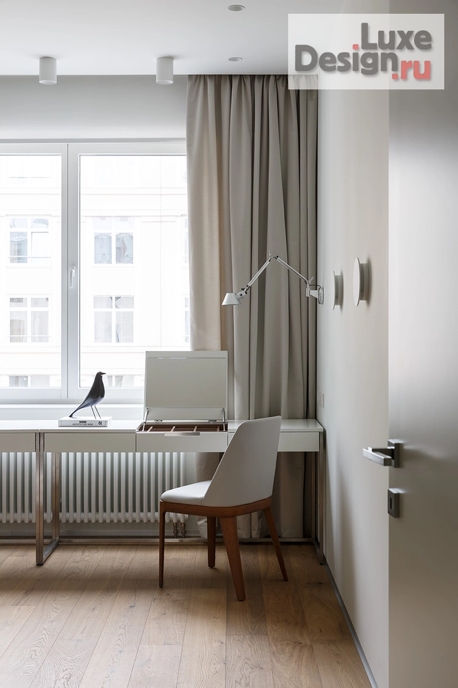 Дизайн интерьера двухкомнатной квартиры "Смольный" (фото 1)