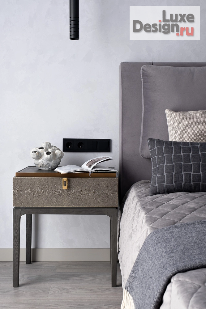 Дизайн интерьера двухкомнатной квартиры "Монохромный интерьер для холостяка Квартира в ЖК «Дискавери»" (фото 10)