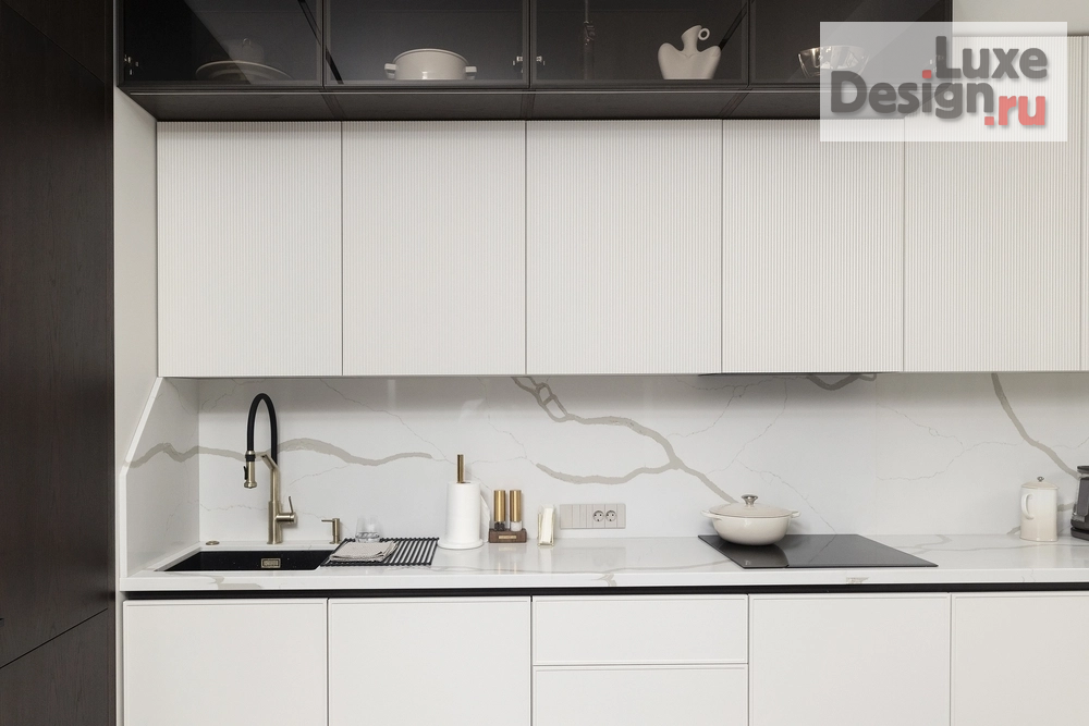 Дизайн интерьера трехкомнатной квартиры "NOW (фото реализованного проекта)" (фото 2) от дизайнера Студия дизайна интерьера InteriorsWorldArt Дизайн интерьера трехкомнатной квартиры "NOW (фото реализованного проекта)" (фото 2)