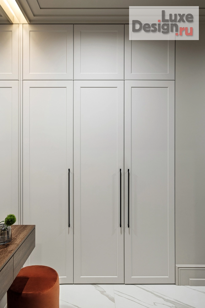 Дизайн интерьера четырехкомнатной квартиры "Дизайн интерьера четырехкомнатной квартиры "Интерьер в европейском стиле: пентхаус в центре Перми"" (фото 39)