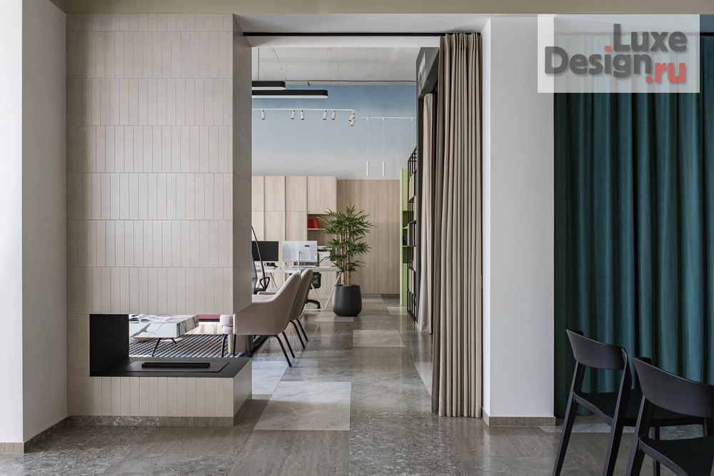 Частная архитектура "Офис для загородного поселка Ltown" (фото 4)