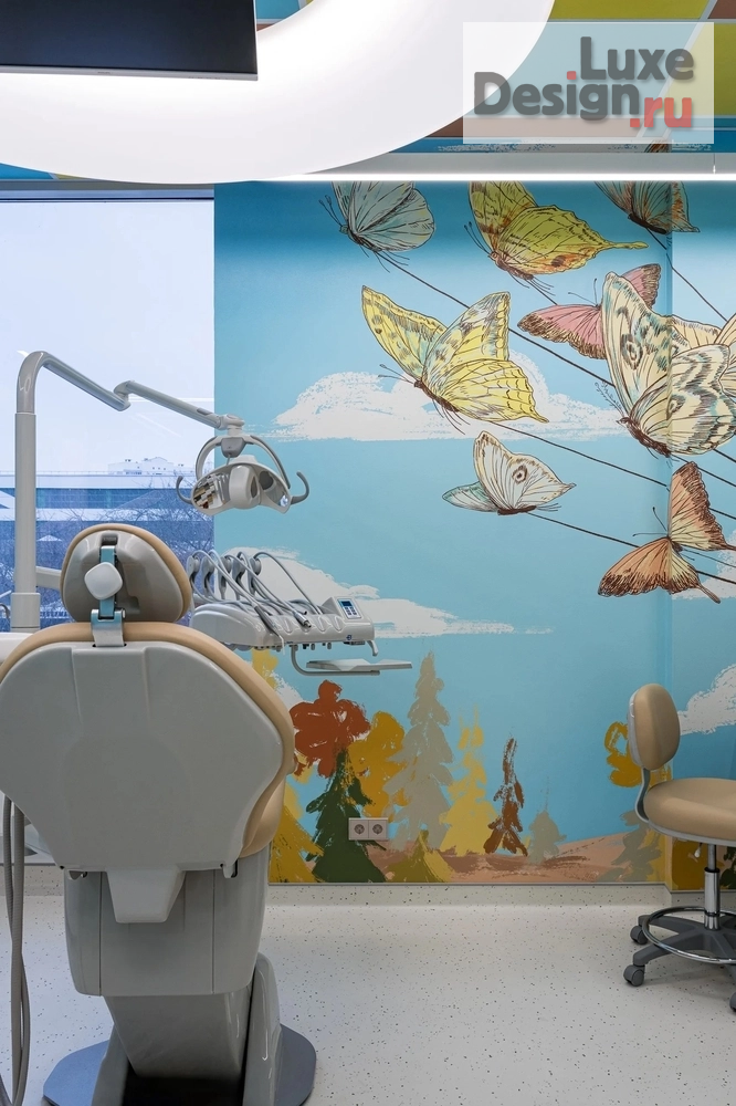 Дизайн интерьера лечебного учреждения "Atis Kids Family, детская стоматология в Екатеринбурге" (фото 23)