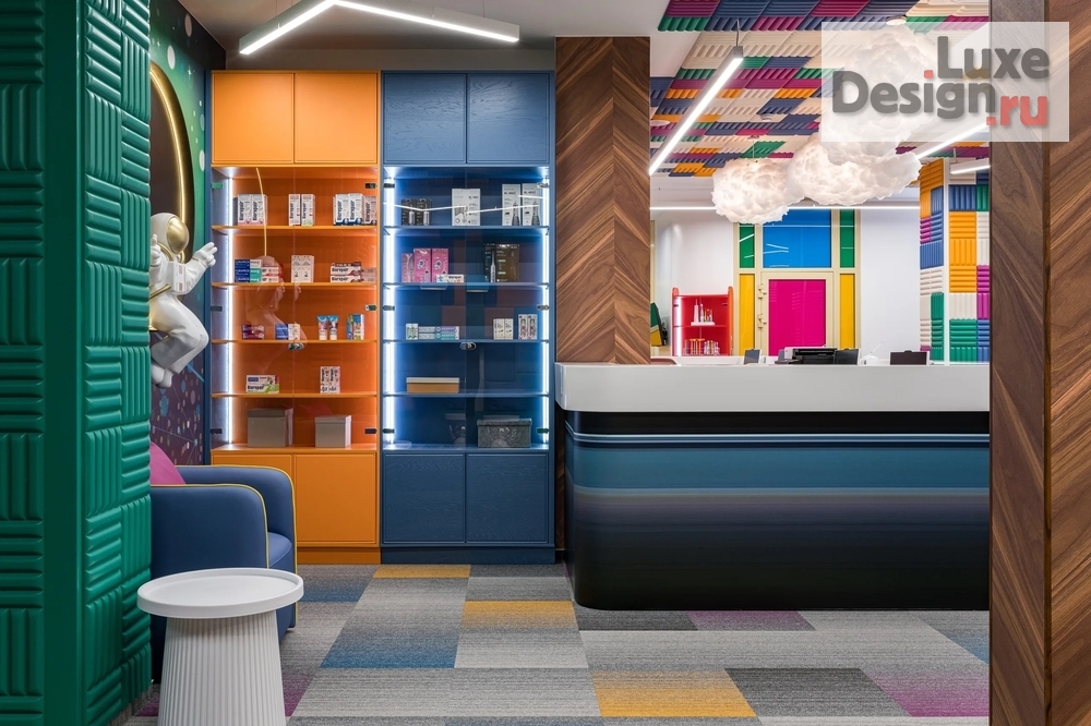 Дизайн интерьера лечебного учреждения "Atis Kids Family, детская стоматология в Екатеринбурге" (фото 11)