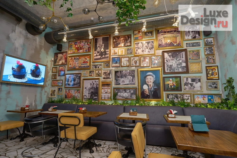 Дизайн интерьера кафе "Gelateria Рожок, г. Казань" (фото 1)