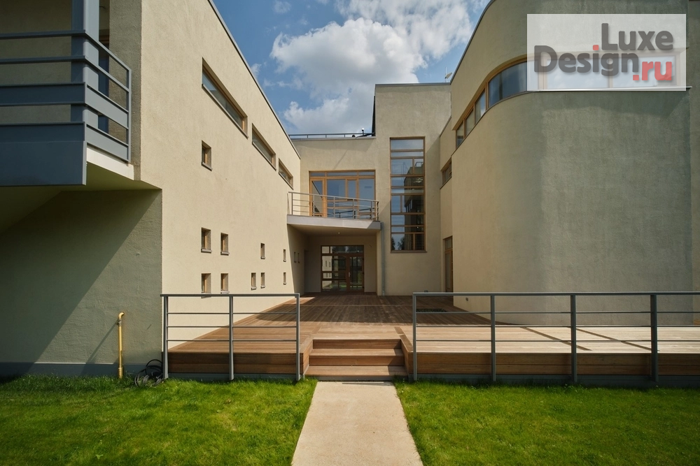 Частная архитектура "Загородная вилла под Звенигородом" (фото 11)