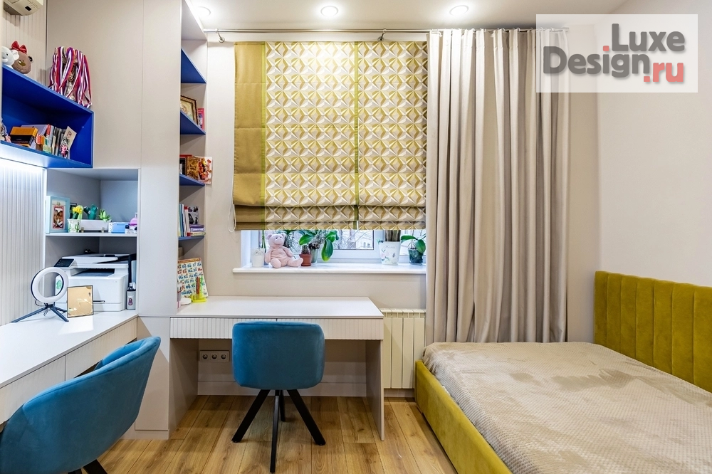 Дизайн интерьера трехкомнатной квартиры "Квартира для современной семьи с яркими цветовыми акцентами" (фото 21)