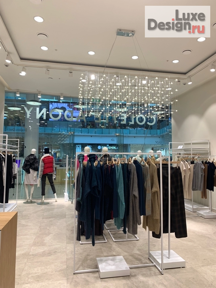 Дизайн интерьера бутика "Дизайн магазина одежды в ТЦ Авиапарк " (фото 7)