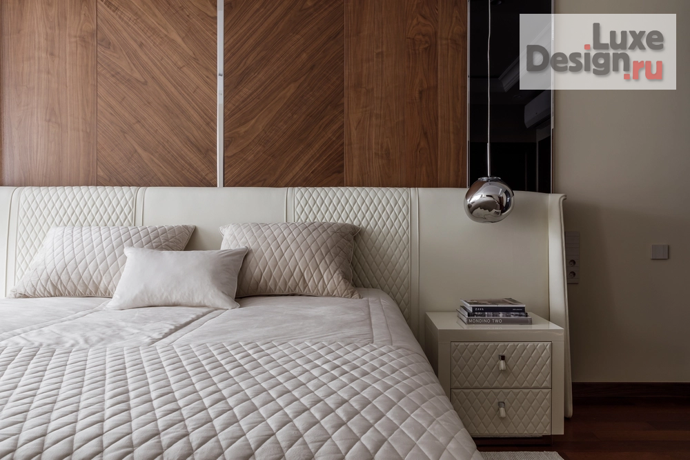 Дизайн интерьера спальни "Квартира с видом на набережную" (фото 2)