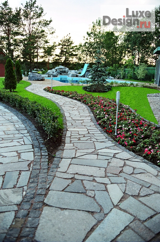 Ландшафтный дизайн "Частный сад большого объёма с гостевым домом для нескольких поколений одной семьи" (фото 1)