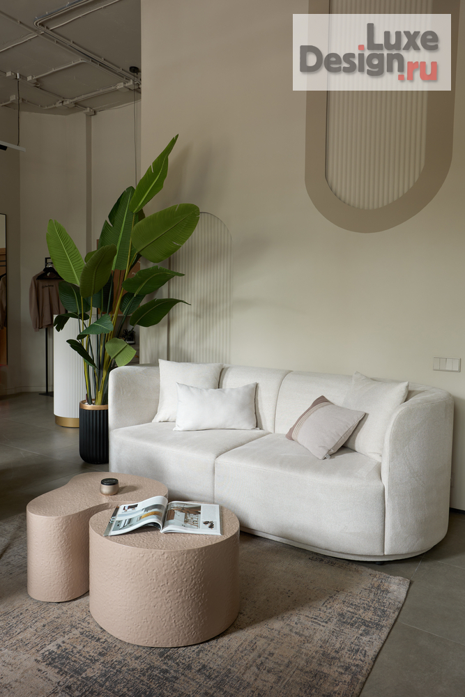 Дизайн интерьера шоу-рума "Моя студия дизайна и комплектации" (фото 4)