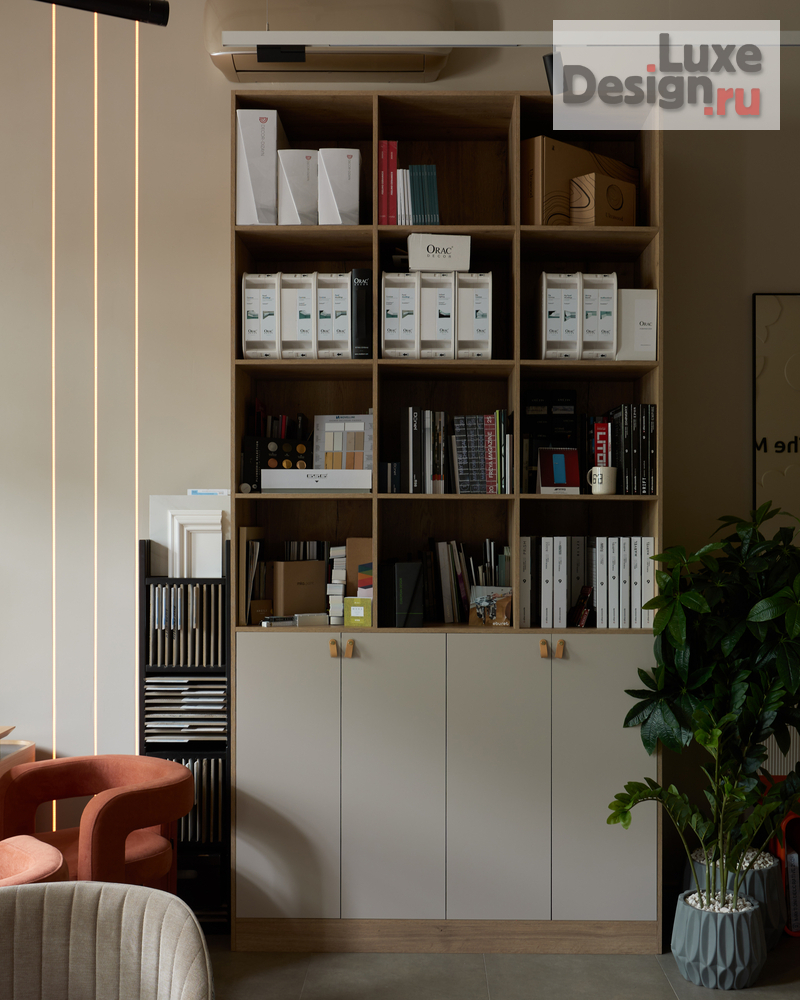 Дизайн интерьера шоу-рума "Моя студия дизайна и комплектации" (фото 12)