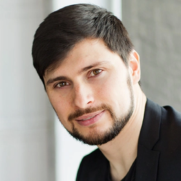 Дизайнер интерьера АНТОН ПЕЧЁНЫЙ