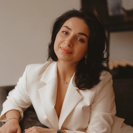 Дизайнер интерьера "Airapetian Gaiane"