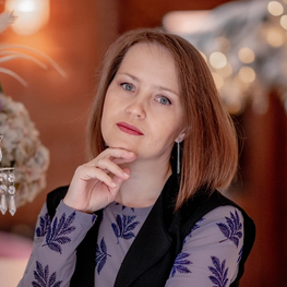 Дизайнер интерьера "Юлия Бушуева"