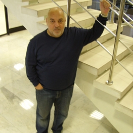 Дизайнер интерьера Андрей Тихонов